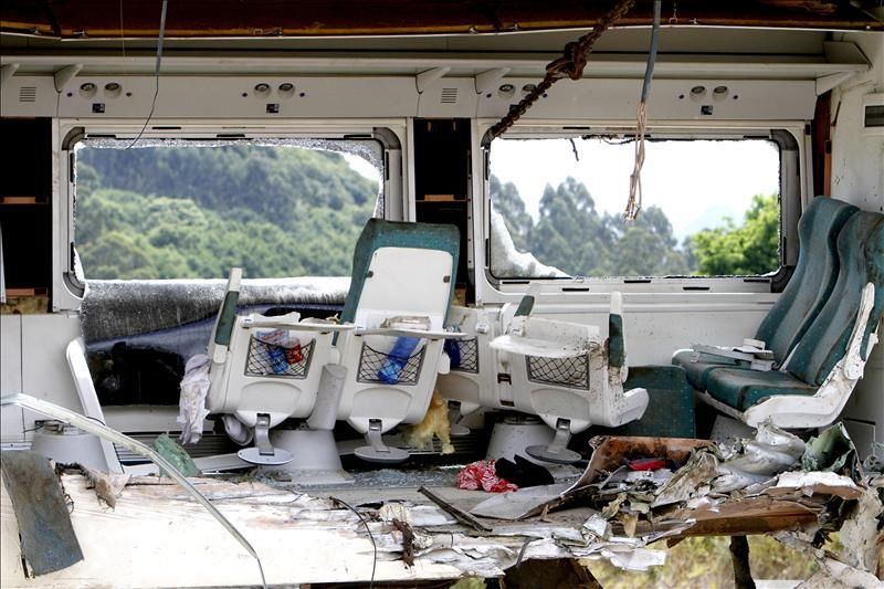 Continúan las labores de identificación de los 78 fallecidos en el tren