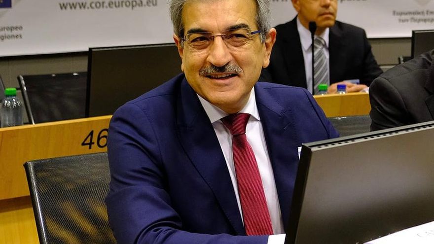 Canarias pide a Bruselas quedar exenta del impuesto del 15% a multinacionales