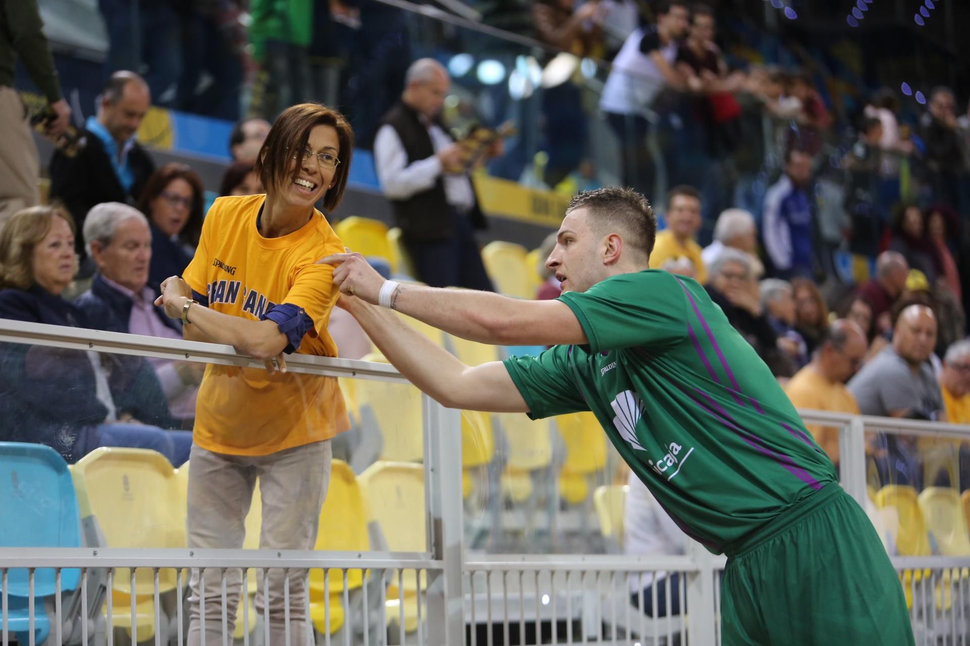 Imagen del encuentro entre el Herbalife Gran Canaria y el Unicaja Málaga. Alejandro Ramos.