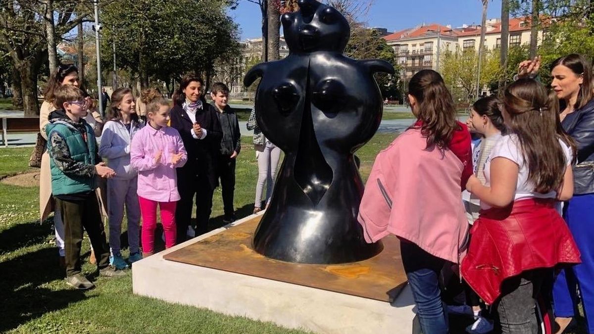 Dos esculturas de Joan Miró amplían el "discurso cultural" de los Jardines de Pereda