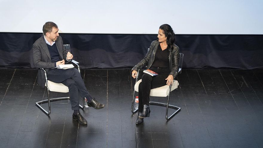 La entrevista del director de elDiario.es, Ignacio Escolar, a la periodista Lydia Cacho ha clausurado las III Jornadas de Periodismo de elDiario.es Cantabria.