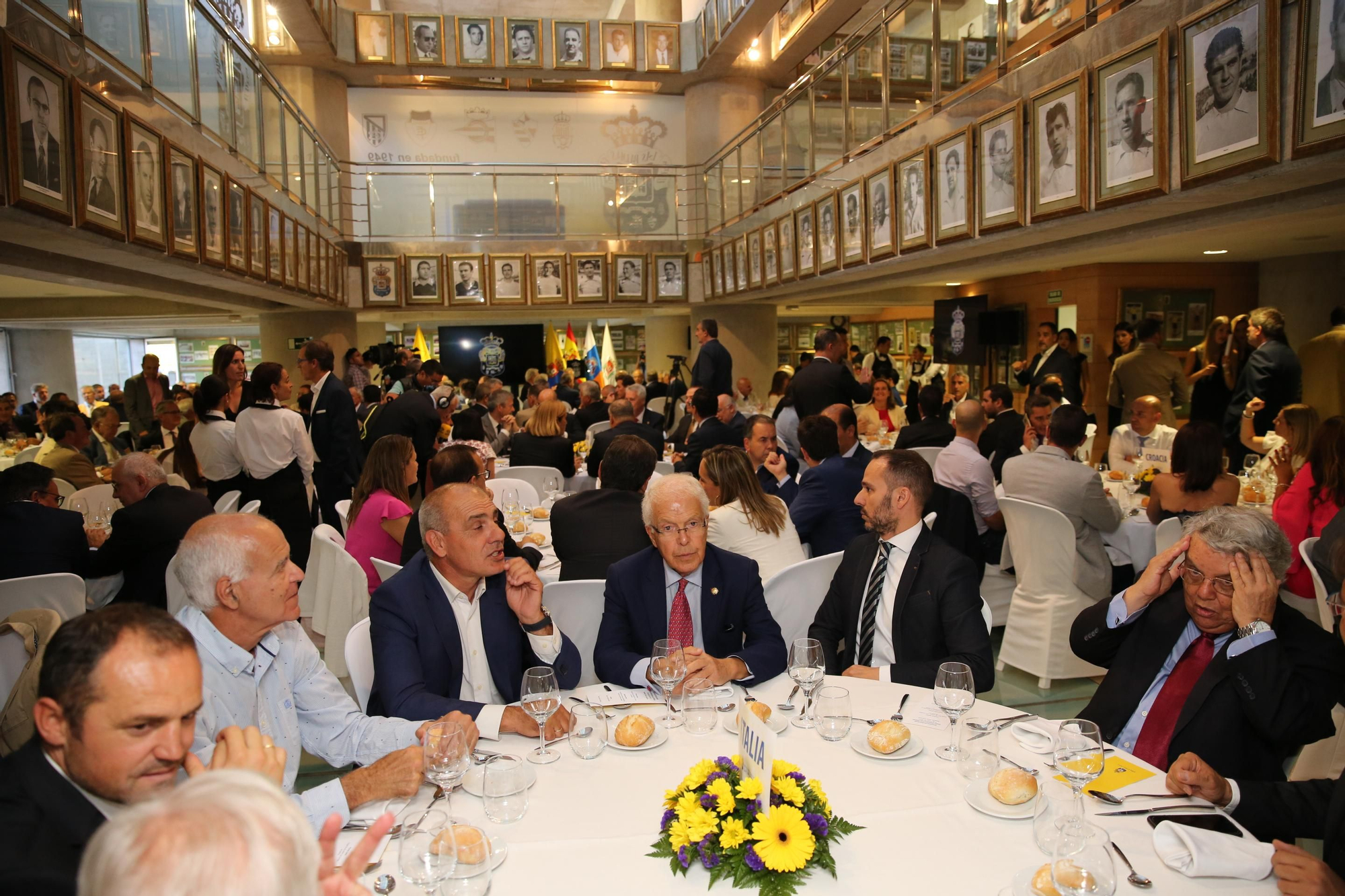 Almuerzo institucional de la UD Las Palmas en el Estadio de Gran Canaria. Alejandro Ramos.