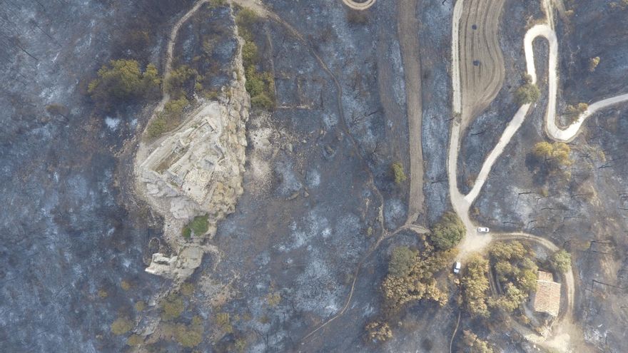 Las llamas rodearon por completo el Castillo de Queralt.