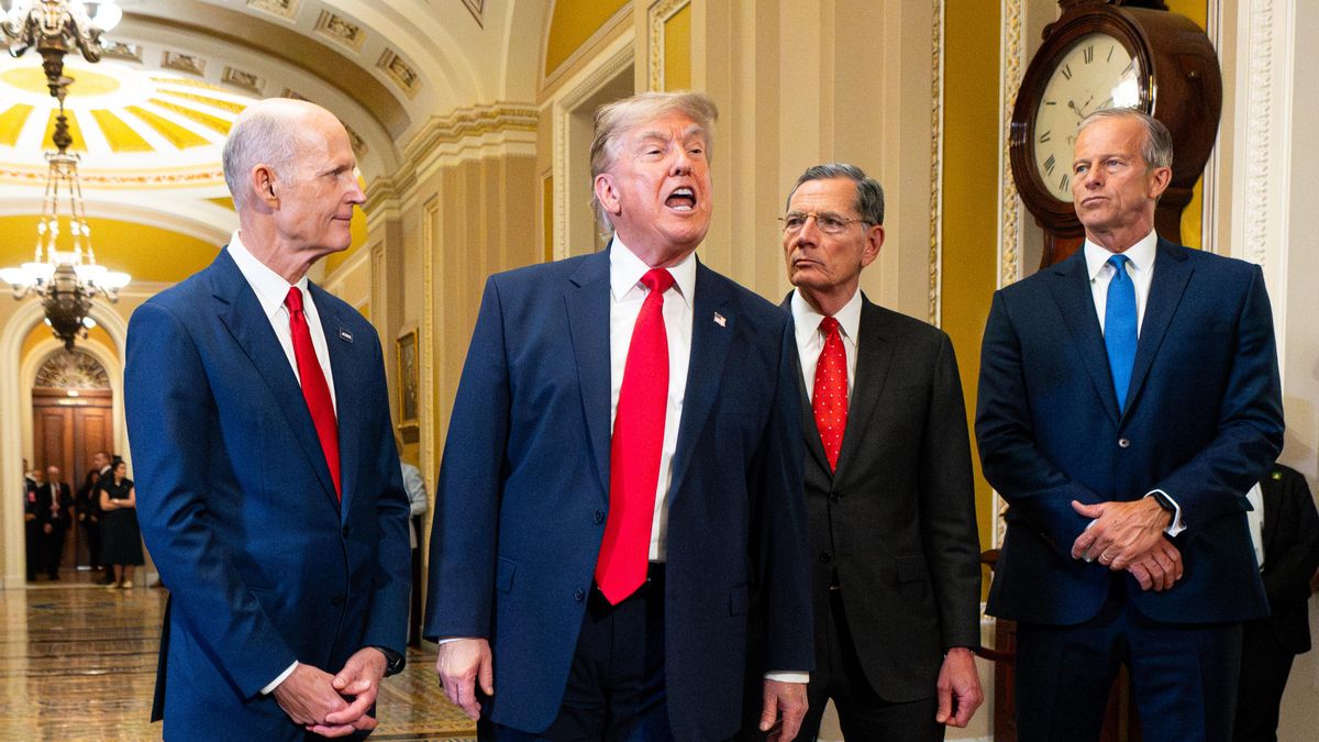 "¡Lunático!": Trump pierde los papeles ante los senadores republicanos por su guerra en Irán