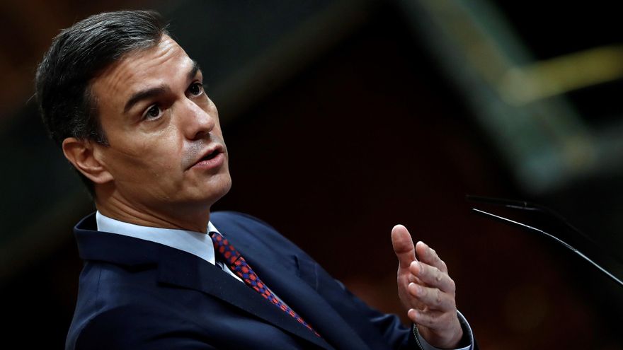 El presidente del Gobierno, Pedro Sánchez, ha convocado este lunes a los agentes sociales en la Moncloa para constituir la Mesa de Diálogo Social para la Recuperación. EFE/Mariscal/Archivo