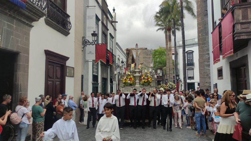 Procesión de la Santa Cruz.