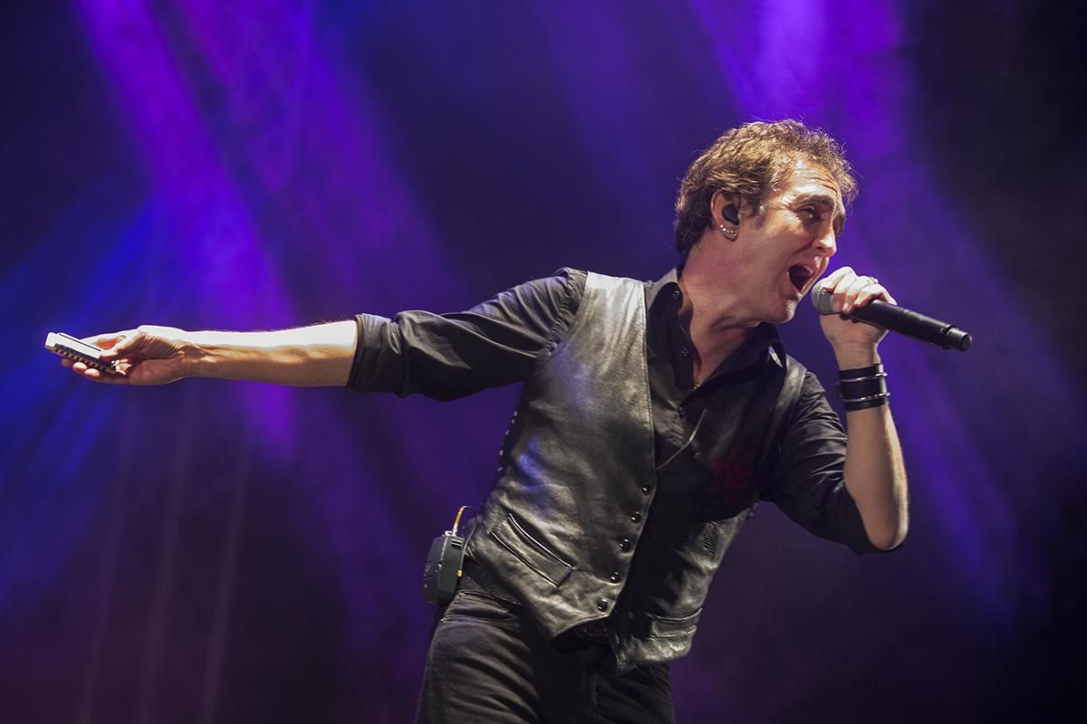 Concierto de Ramoncín en el festival Movember Food & Rock | JOAQUÍN GÓMEZ SASTRE