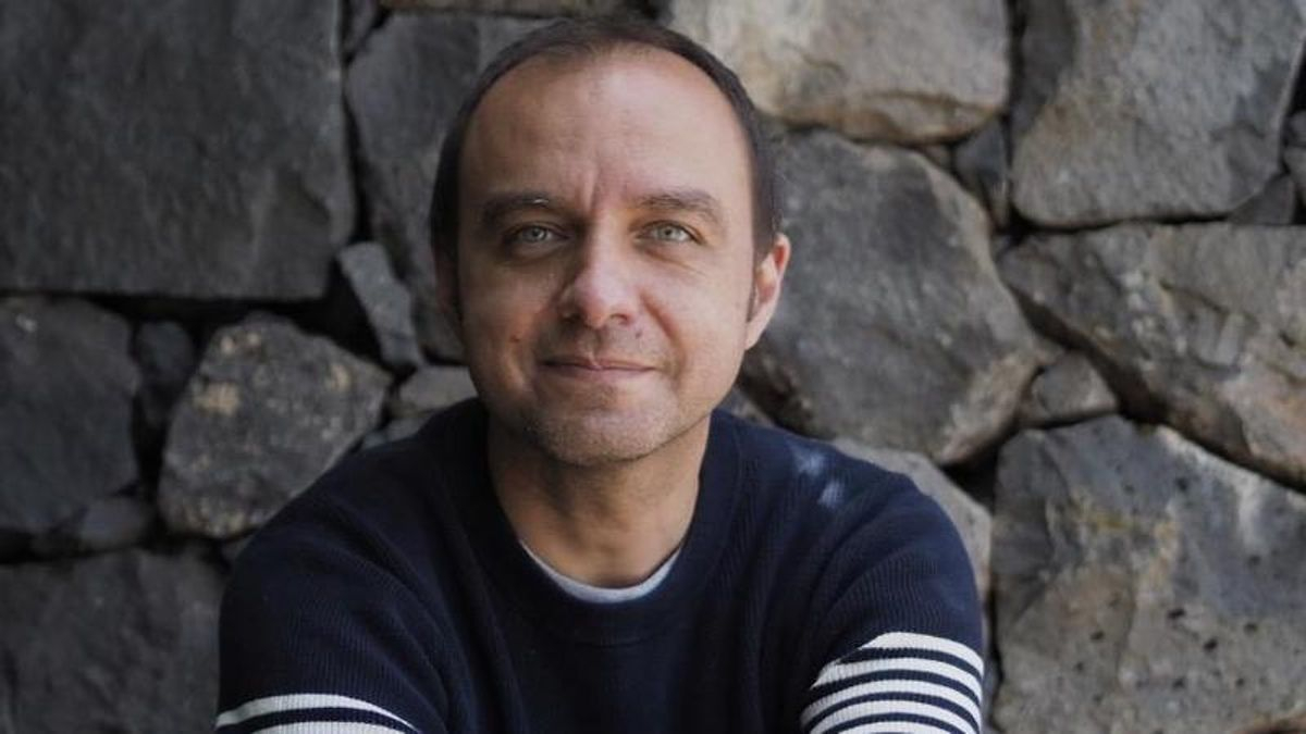 El autor José Zoilo presenta el viernes en San Feliz de Torío su novela 'Dragón'