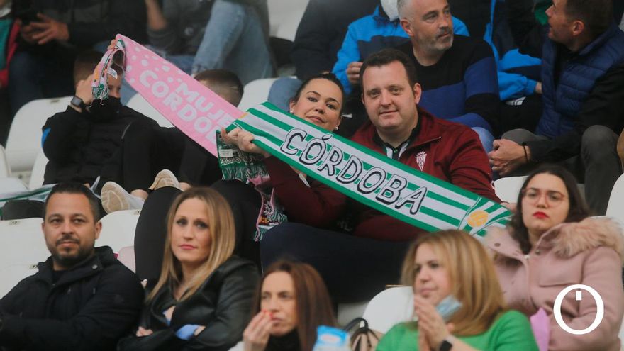 Se mantiene la locura blanquiverde: el Córdoba CF suma 7.000 abonados