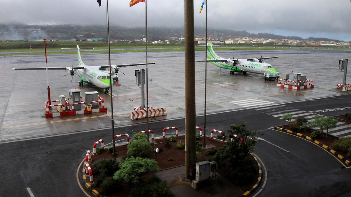 Aeropuertos de Tenerife Norte y La Palma registran 26 cancelaciones de vuelos y 12 desvíos por el mal tiempo