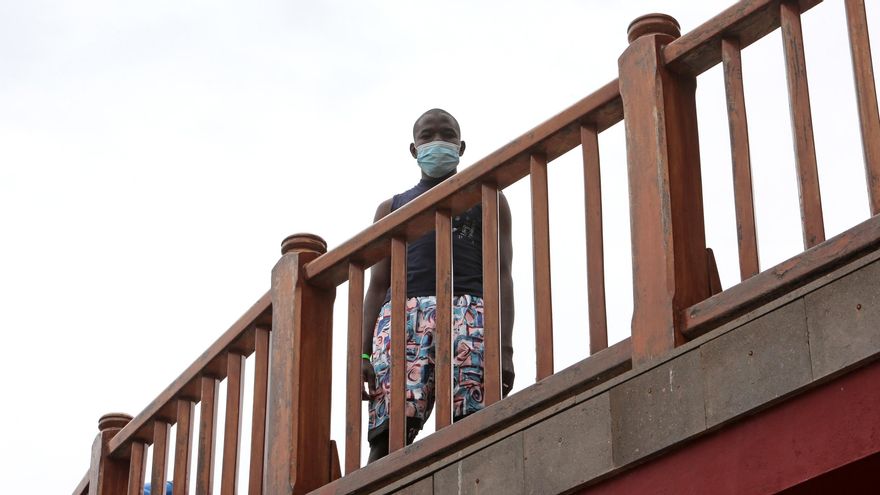 Uno de los migrantes ubicados en un recurso de acogida de Gran Canaria 