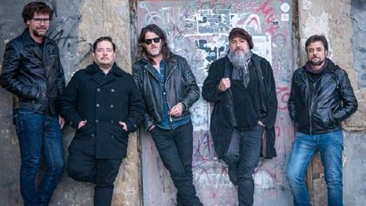 Componentes de la banda asturiana de rock Roza.