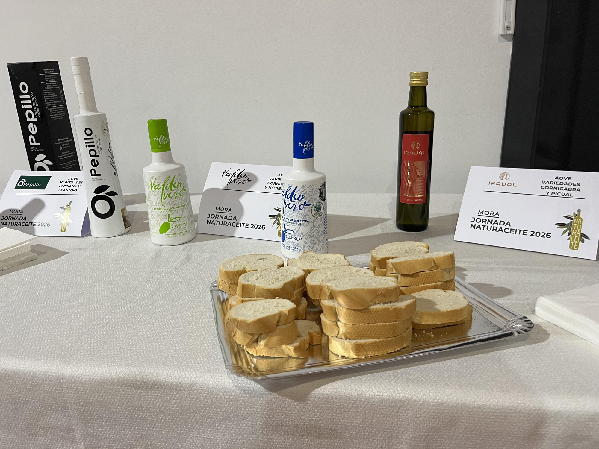 Aceites de oliva de Oleo Pepillo, Colival y de Iraval degustados en NaturAceite 2026