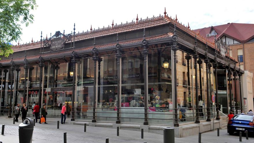 Desalojado el centenario Mercado de San Miguel por riesgo estructural en sus instalaciones