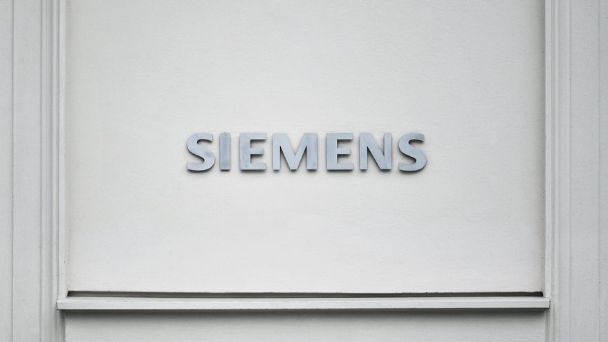 Logo de la empresa industrial alemana Siemens AG. EPA/CHRISTIAN BRUNA/Archivo