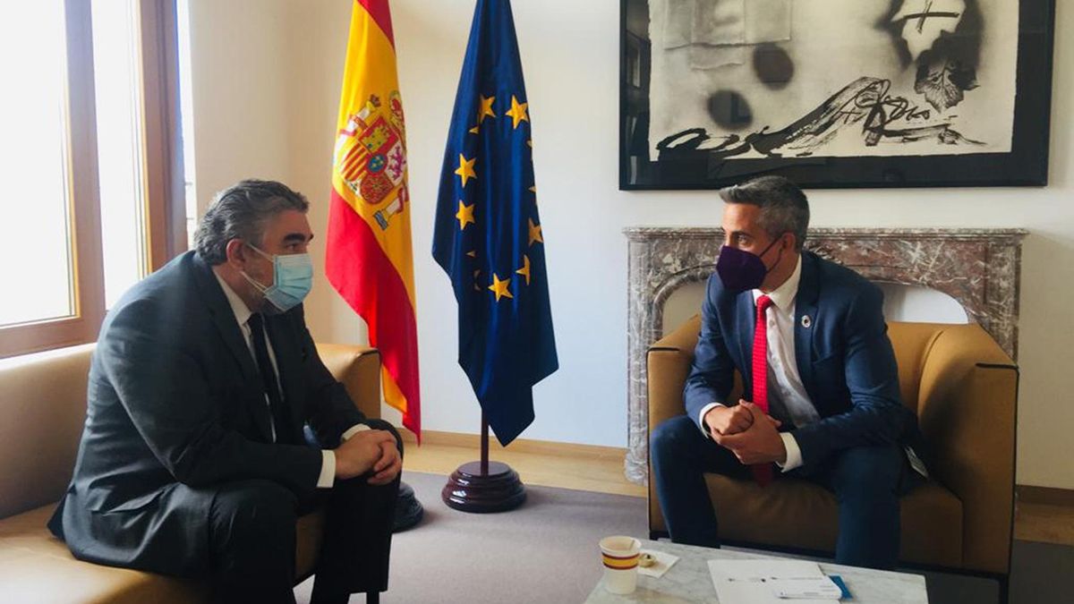 El ministro de Cultura, José Manuel Rodríguez Uribes, se reúne con el vicepresidente cántabro, Pablo Zuloaga
