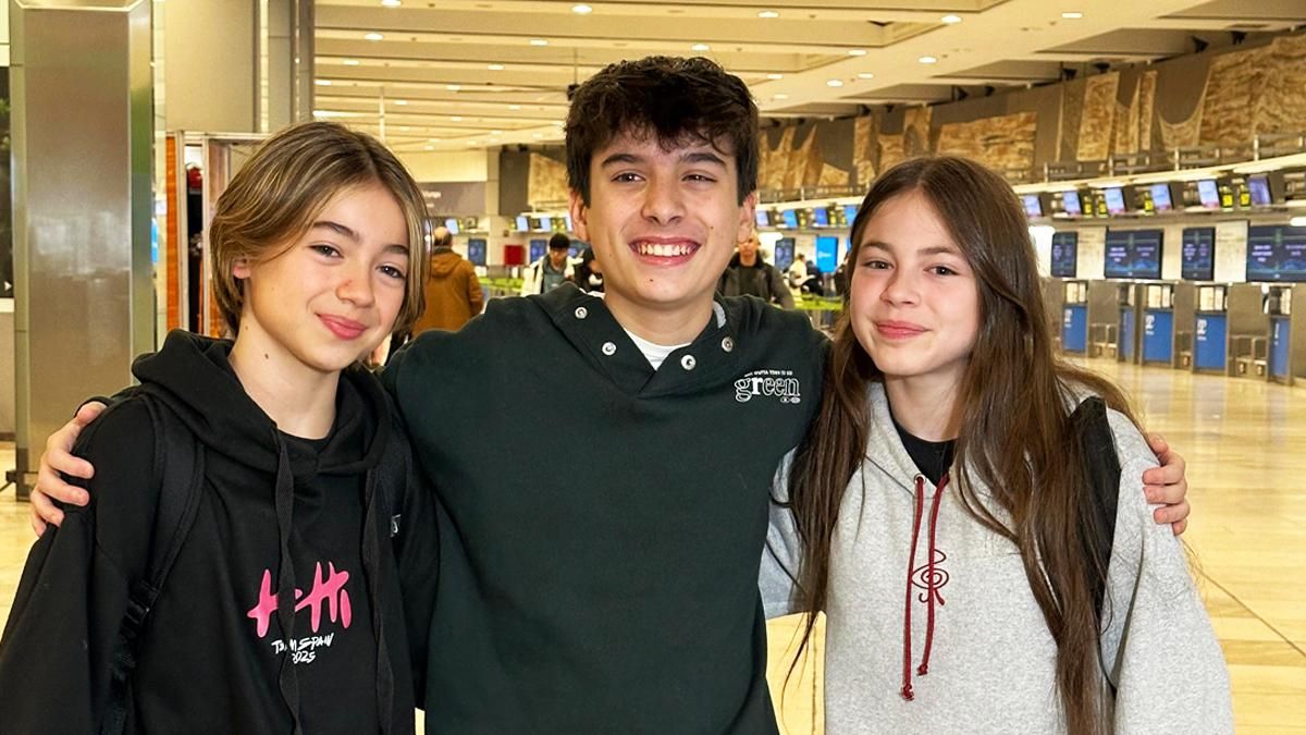 Gonzalo Pinillos con sus bailarines