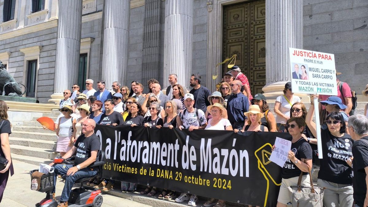 Asociaciones de víctimas de la dana exigen que Mazón pierda el aforamiento para que sea juzgado