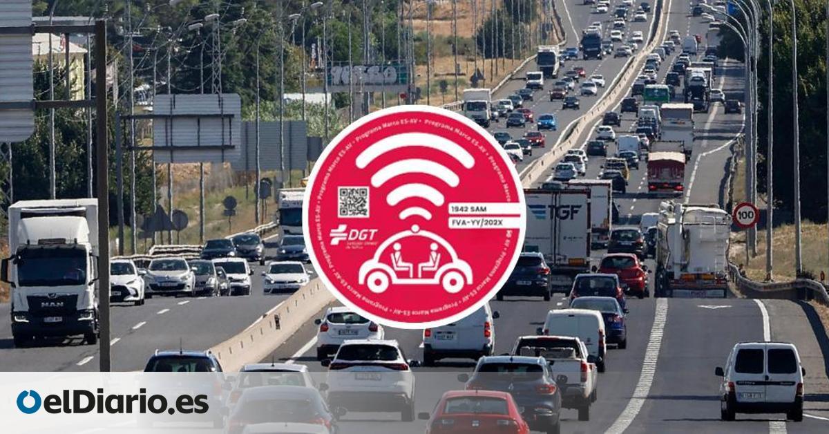 La nueva pegatina de la DGT que permitirá circular en España a coches autónomos