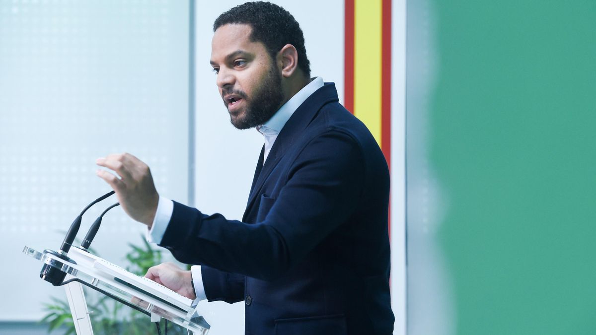 Vox vuelve a atacar al Gobierno por el accidente: "No vamos a contribuir a que impongan el falso consenso del silencio"