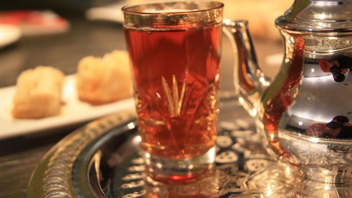 No, el té tunecino no es igual que el marroquí: este ingrediente secreto le da un plus