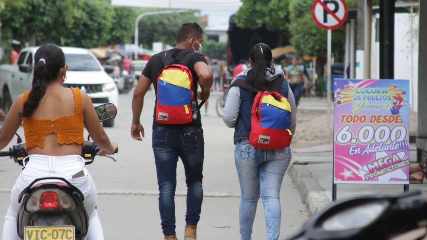 Sube a más de 1,8 millones el número de migrantes venezolanos en Colombia
