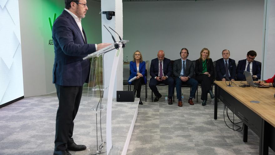 Archivo - El portavoz de Vox, José Antonio Fúster, a 12 de febrero de 2025, en Madrid (España).