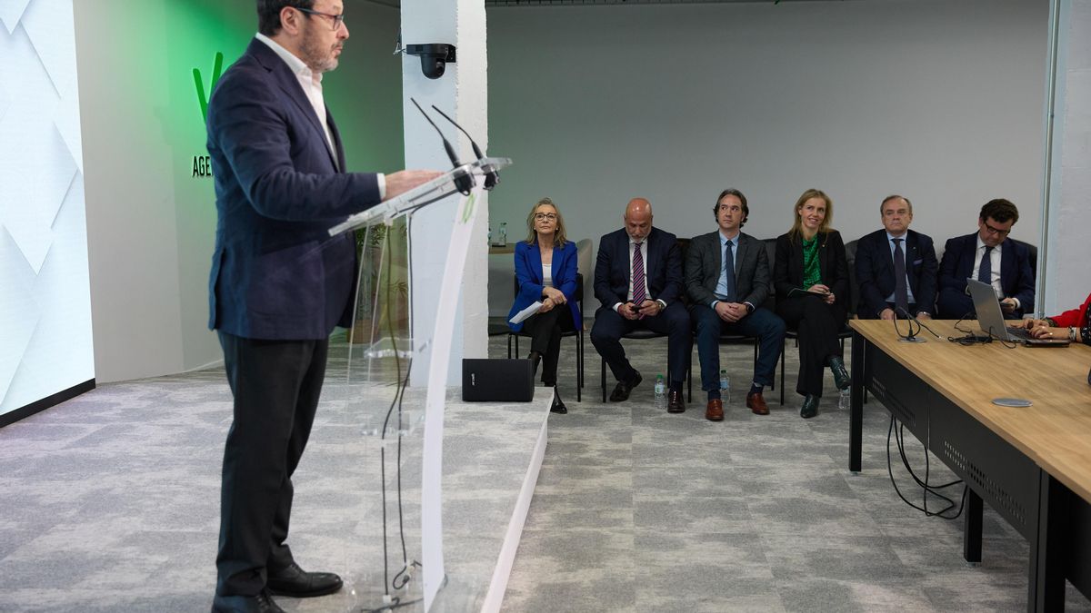 Archivo - El portavoz de Vox, José Antonio Fúster, a 12 de febrero de 2025, en Madrid (España).