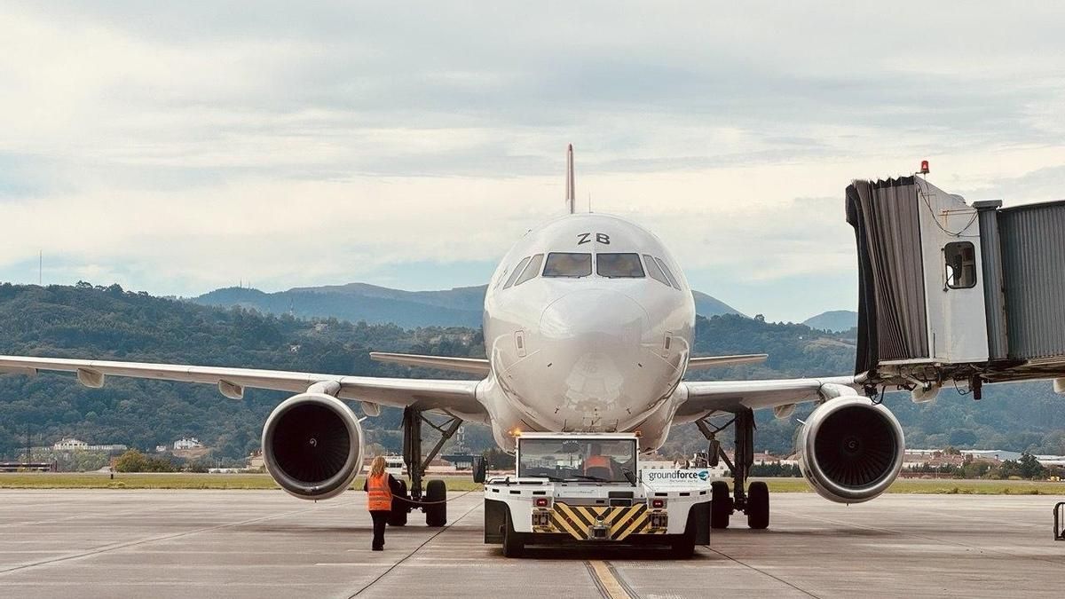 EH Bildu insiste en dar el nombre del lehendakari Aguirre al aeropuerto de Loiu y PNV y PSE-EE acceden con matices
