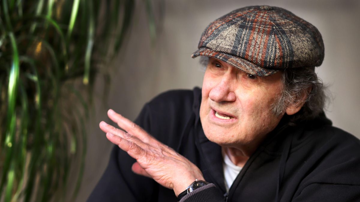 “La ficció és de veres, en la ficció no pots mentir”, comenta Alfons Cervera durant la conversa.