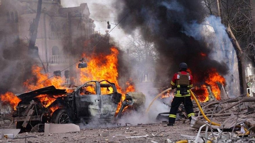 Al menos 34 personas muertas y un centenar heridas por un ataque ruso con misiles en la ciudad ucraniana de Sumy