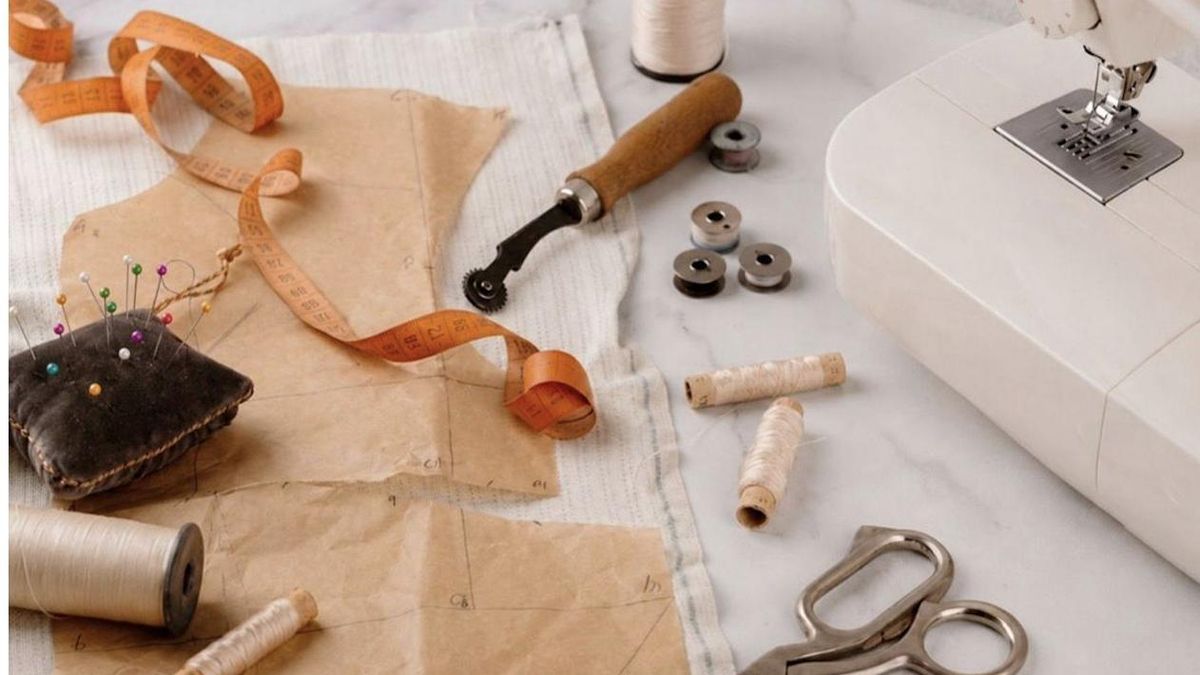 Villa de Mazo amplía la formación artesanal con un curso de patronaje avanzado