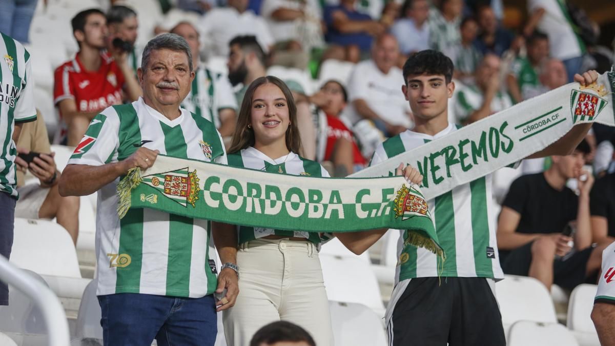 Grada Blanquiverde del Córdoba CF - Granada CF