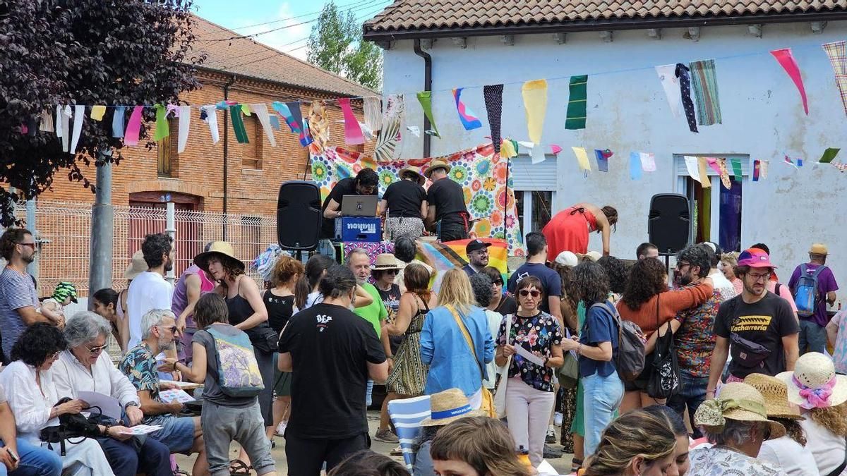 La fiesta La cuireño celebra la diversidad durante este fin de semana en Barrillos de Curueño