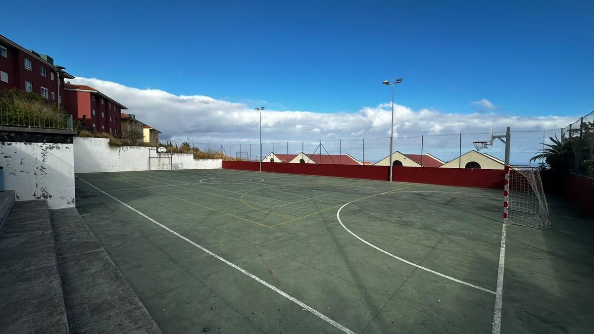 El PSOE de Breña Alta denuncia que el nuevo polideportivo anexo al Centro Ocupacional “duerme el sueño de los justos”
