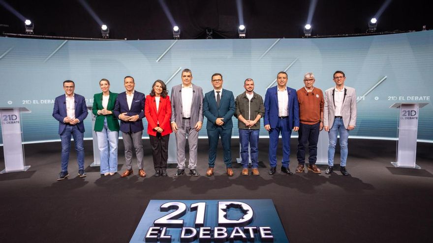 La "conga electoral" de María Guardiola: más candidatos que ideas en el primer debate en Extremadura
