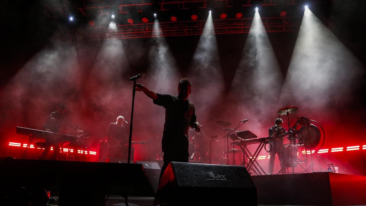 Concierto de Love of Lesbian en el Festival de la Guitarra