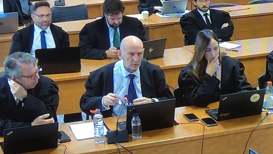 Guerra abierta entre las defensas del juicio a Zaplana por los pactos con la Fiscalía: "Lo honorable es admitirlo"