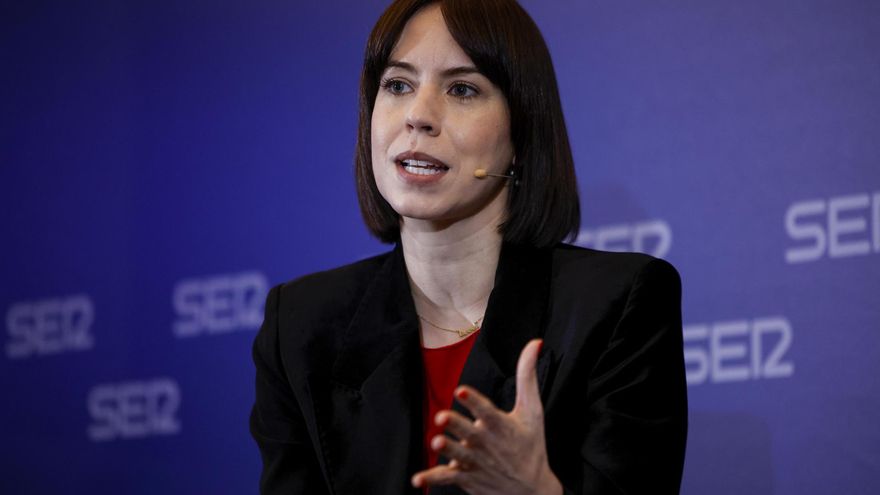 Diana Morant: "Cuando gobernemos, aprobaremos una ley para que nunca más se privatice un hospital valenciano"