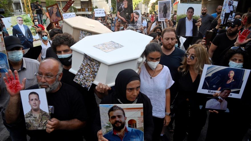 Varios heridos durante una protesta de las víctimas de la explosión en Beirut