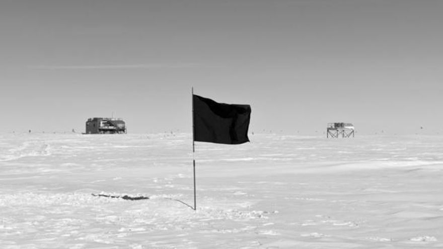 Santiago Serra desembarcará en el Helga Alvear, en mayo, con una exposición individual