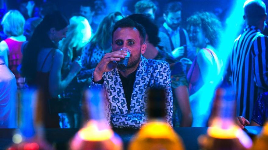 'Yo, adicto', un colosal ejercicio de honestidad en Disney+ que humaniza el duro viaje de la desintoxicación