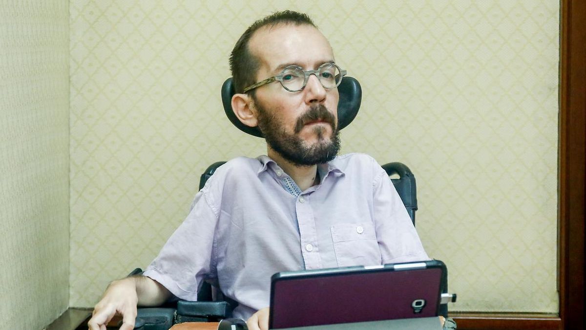 Podemos duda de la voluntad de pacto del PSOE y asegura que su oferta "suena bien" pero está "vacía de competencias"