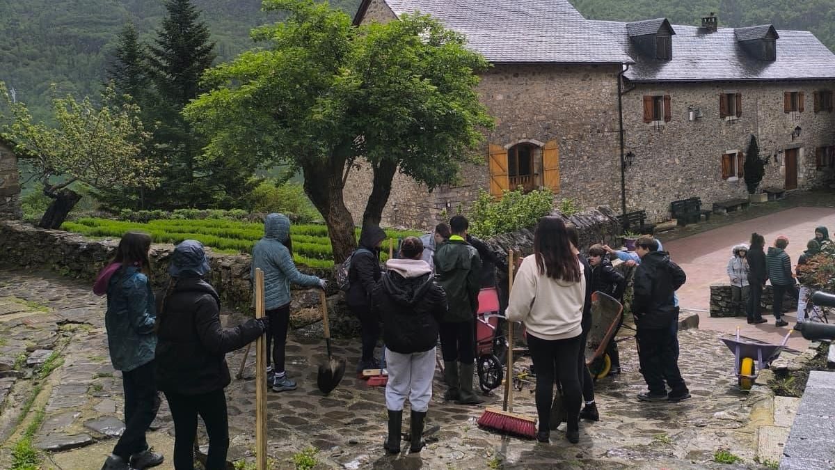 Ya no habrá más verano en Búbal: sin campo de trabajo para escolares por primera vez en 40 años