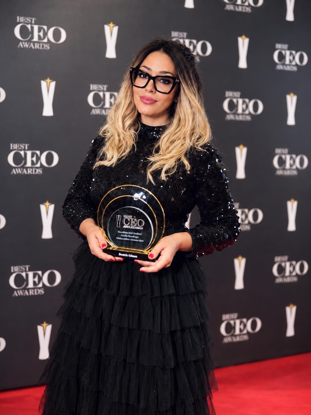 Beatriz Gómez, reconocida con el Best Woman CEO 2026 en la categoría de Medios, Cultura y Comunicación.