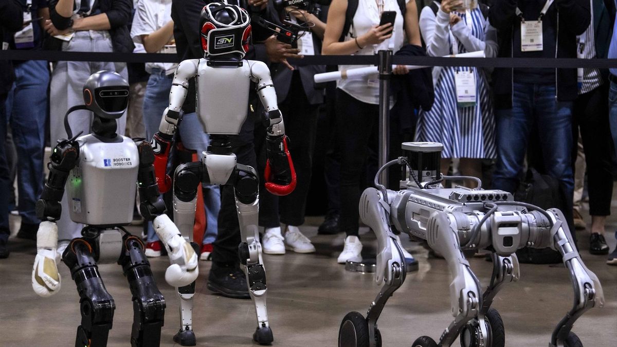 Desfile de robots durante la Conferencia Internacional sobre Robótica y Automatización, hace un año, en Georgia (Atlanta).