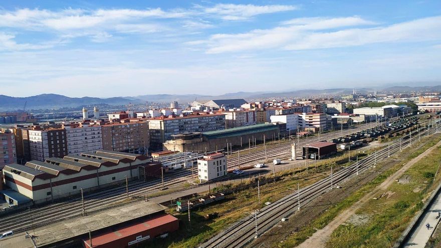 ADIF ve con buenos ojos un concurso de ideas para el área de las estaciones pero pide al Ayuntamiento de Santander que se aclare