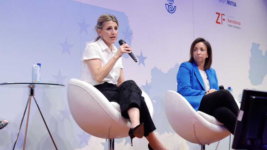 Yolanda Díaz, vicepresidenta del Gobierno y ministra de Trabajo y Economía Social, y Marta Machicot, directora global de Recursos Humanos de Telefónica