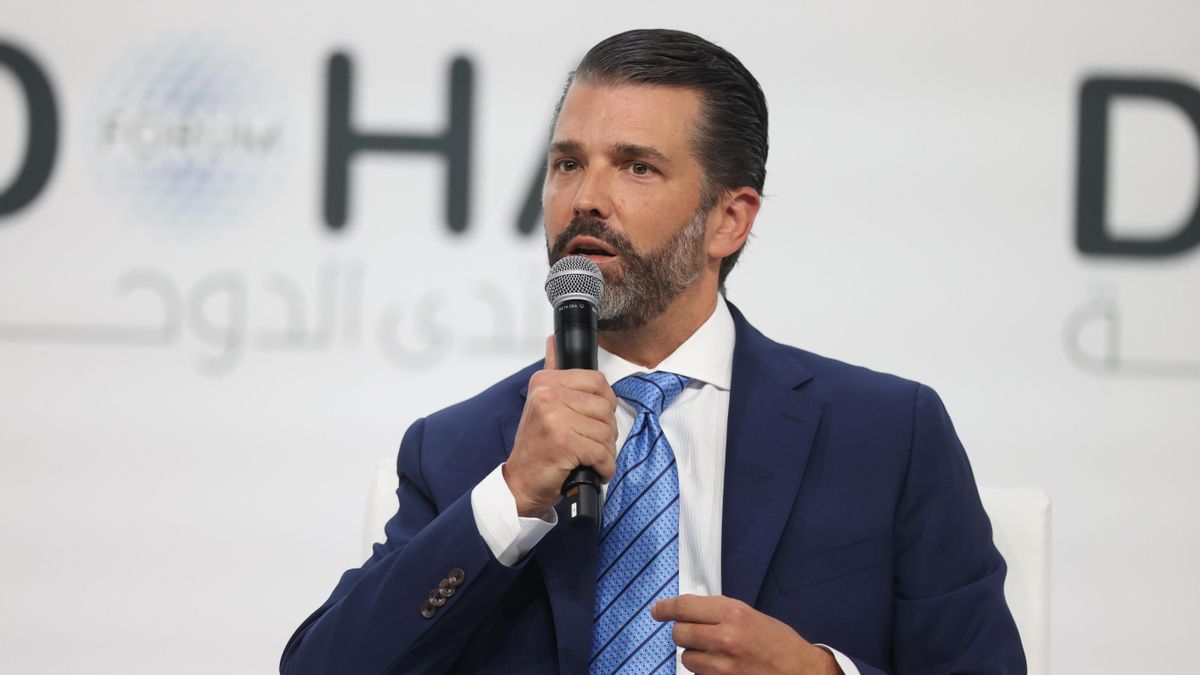 Donald Trump Jr habla en el Foro de Doha, en Qatar, el 7 de diciembre de 2025.