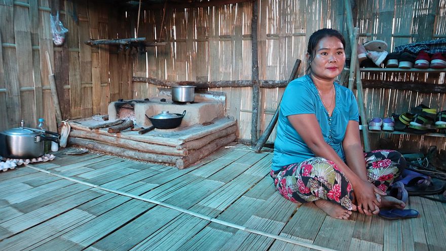 La tragedia birmana: padres refugiados en la India, hijos en la resistencia